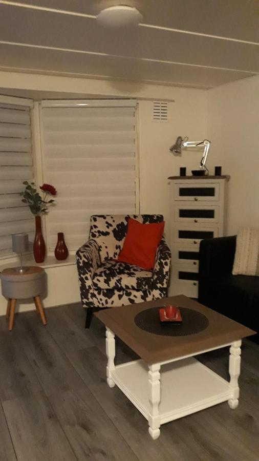 Bospareltjes Luxe Chalets Alleen Voor Recreatie โอสเตอร์ไวก์ ภายนอก รูปภาพ